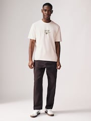 Off White de Natural History Museum - Corte estándar - Artist License 100% Cotton T-Shirt - Imagen 2 de 8