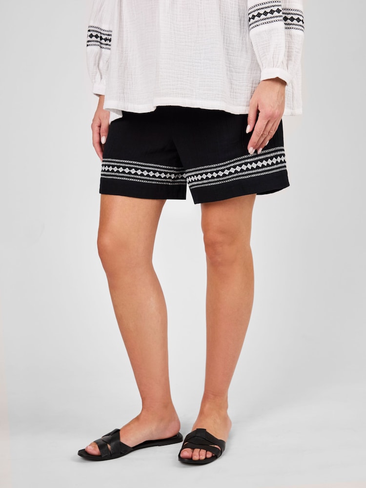JoJo Maman Bébé Black Maternity Embroidered Shorts - Image 2 of 4 JoJo Maman Bébé Black Maternity Embroidered Shorts - Image 2 of 4