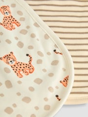 JoJo Maman Bébé Neutral Print Bibs 2 Pack - Image 4 of 5