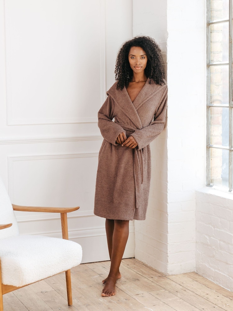 Chelsea Peers Fleece-Teddy-Bademantel - Bild 1 von 5