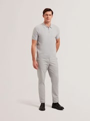 Ted Baker – Fourd – Kurzarm-Polo-Shirt mit Fischgrätenmuster und Reißverschluss - Bild 1 von 6