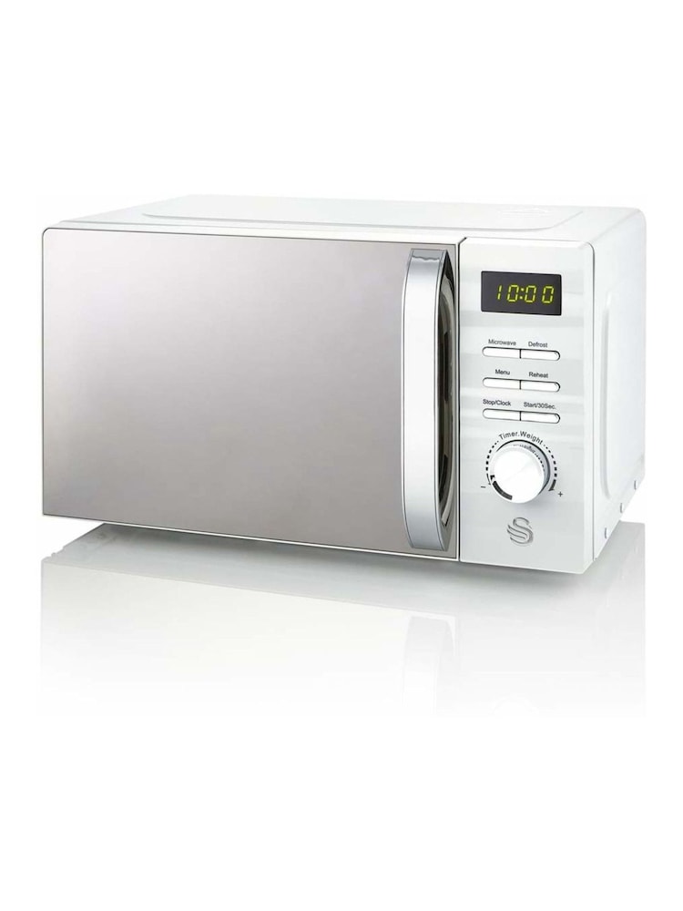 Swan White 700W Digital Microwave - Image 1 of 1 Swan White 700W Digital Microwave - Image 1 of 1