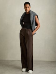 Reiss Chocolate Brown Lucia Wide Wide-Leg Elasticated-Waistband Trousers - Image 1 of 6