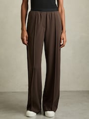 Reiss Chocolate Brown Lucia Wide Wide-Leg Elasticated-Waistband Trousers - Image 3 of 6