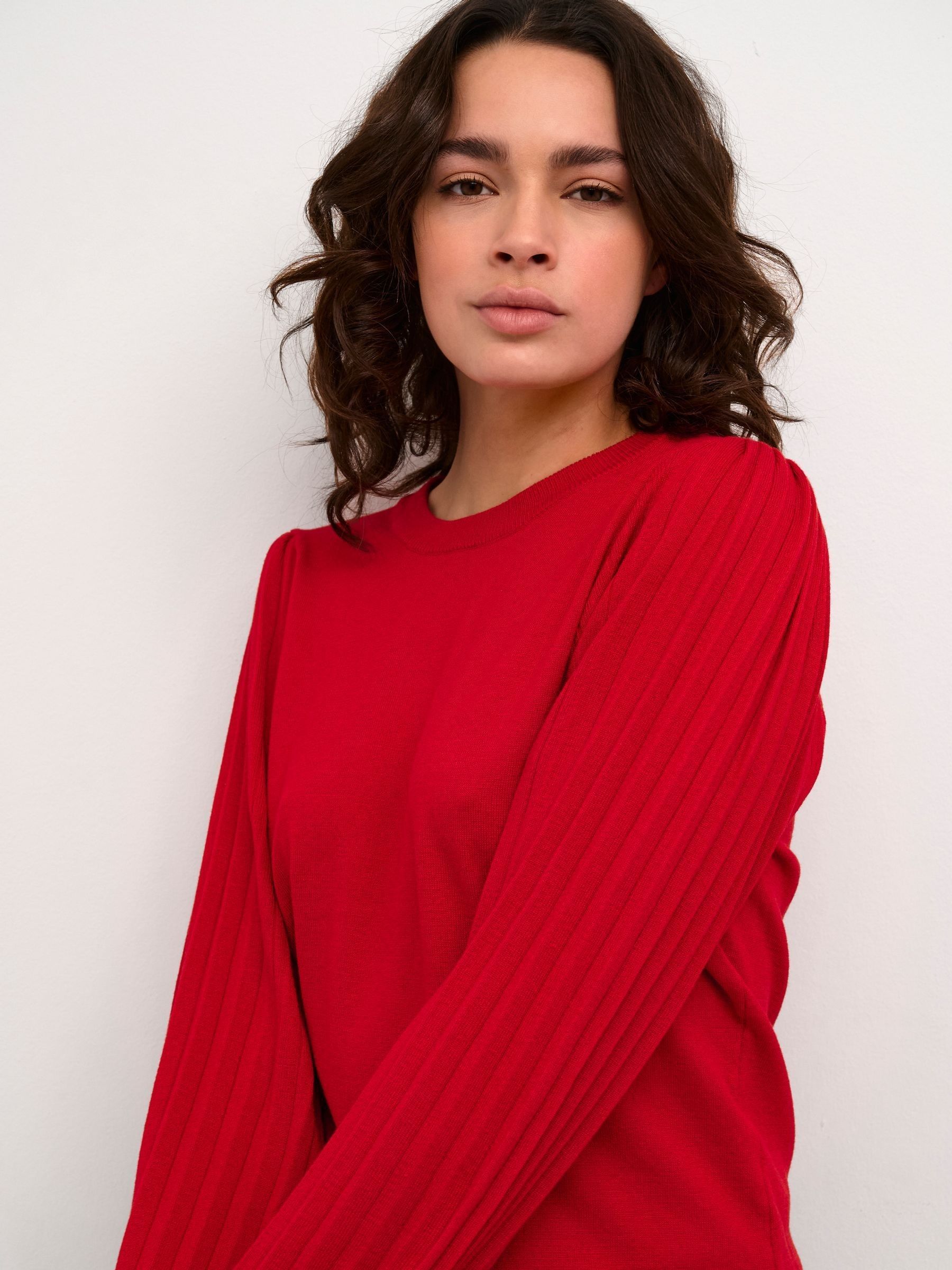 KAFFE Women's Pullover Round Neck Short Sleeves Regular