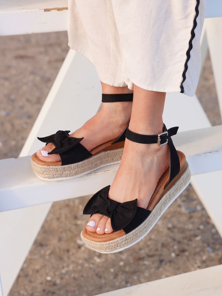 Linzi Black Cupid Flatform Sandals with Bow Detail - Image 1 of 5