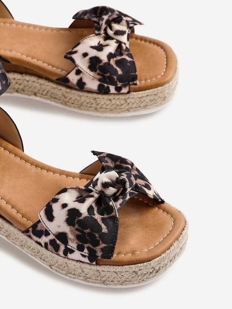 Linzi Leopard Cupid Flatform Sandals with Bow Detail - Image 5 of 5