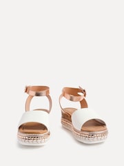 Blanco - Linzi Venice Embellished Flatform Sandals - Imagen 5 de 5