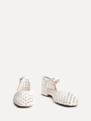 Linzi White Suki Handwoven Low Block Court Heels - Image 3 of 5