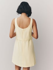 Buttermilch-Gelb - Ärmelloses Minikleid im Westen-Stil aus 100 % Baumwolle - Image 2 of 6