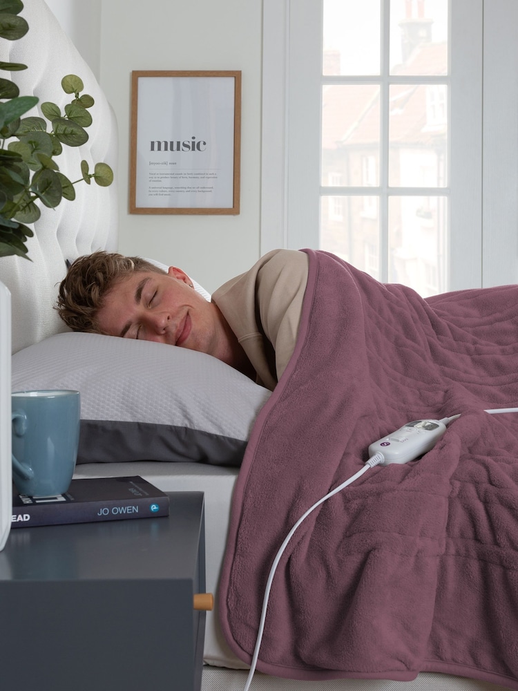 Slumberdown Purple Comfy Hugs 10 Temperature Settings Heated Throw - Image 2 of 7