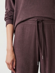 Hush Brown Elle Supersoft Relaxed Joggers - Image 4 of 4