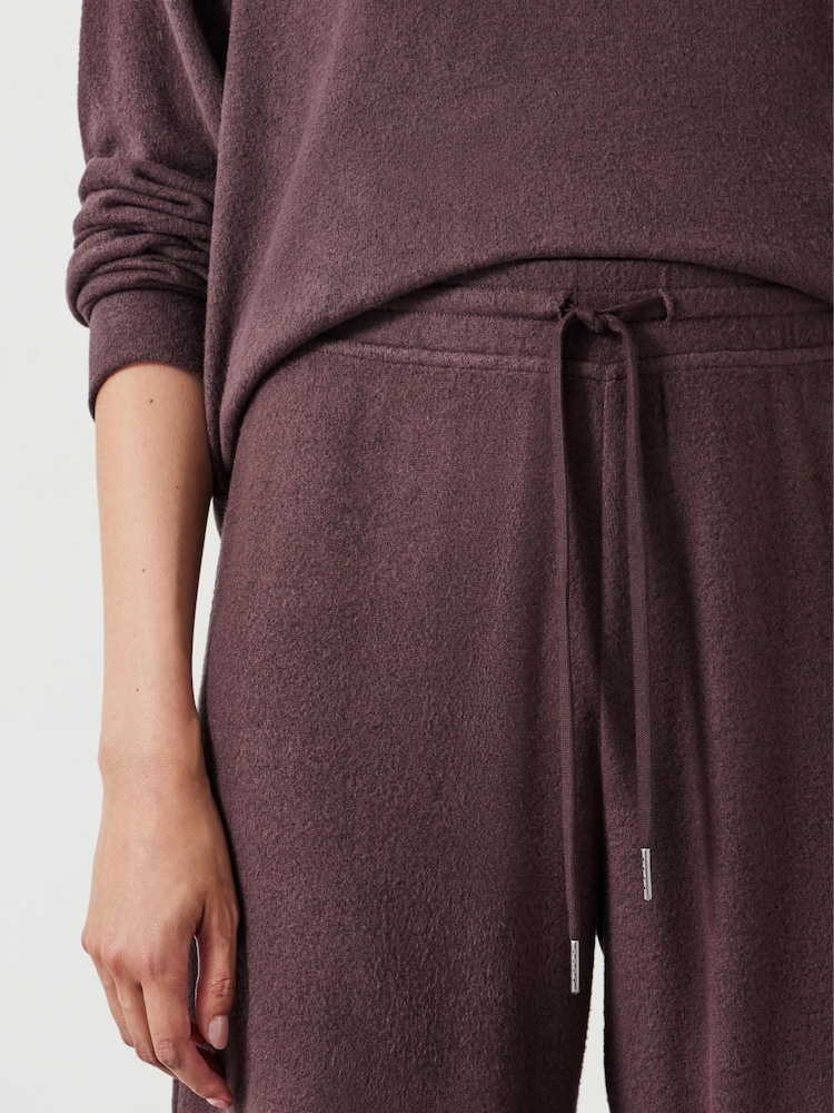 Hush Brown Elle Supersoft Relaxed Joggers - Image 4 of 4