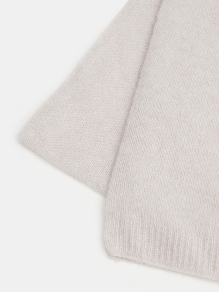 Hush Cream Cashmere Winter Scarf - Image 4 of 5