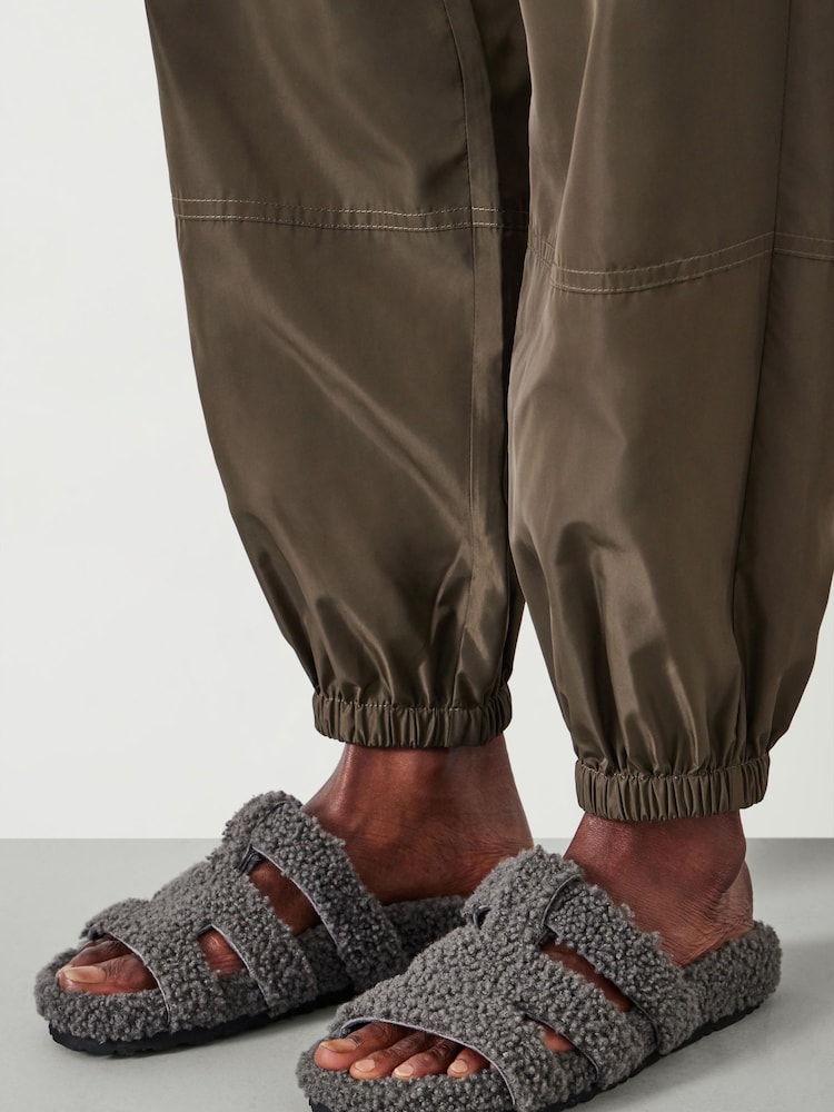 Hush Kara Slides mit Schafswolle - Bild 5 von 5