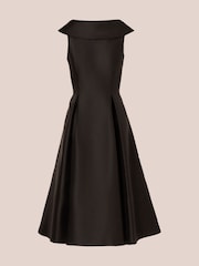 Vestido negro de mikado con cuello vuelto de Adrianna Papell - Imagen 6 de 7