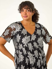 Roman Metallic Curve V-Neck Print Tiered Midi Dress - Image 5 of 6