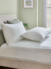 Green Fitted Sheet and Pillowcase Set - Image 1 of 3