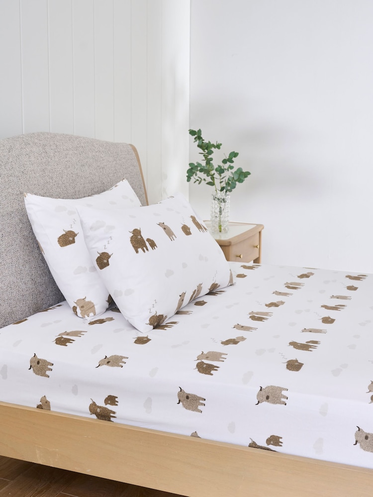 White Hamish Print Fitted Sheet and Pillowcase Set - Image 2 of 4