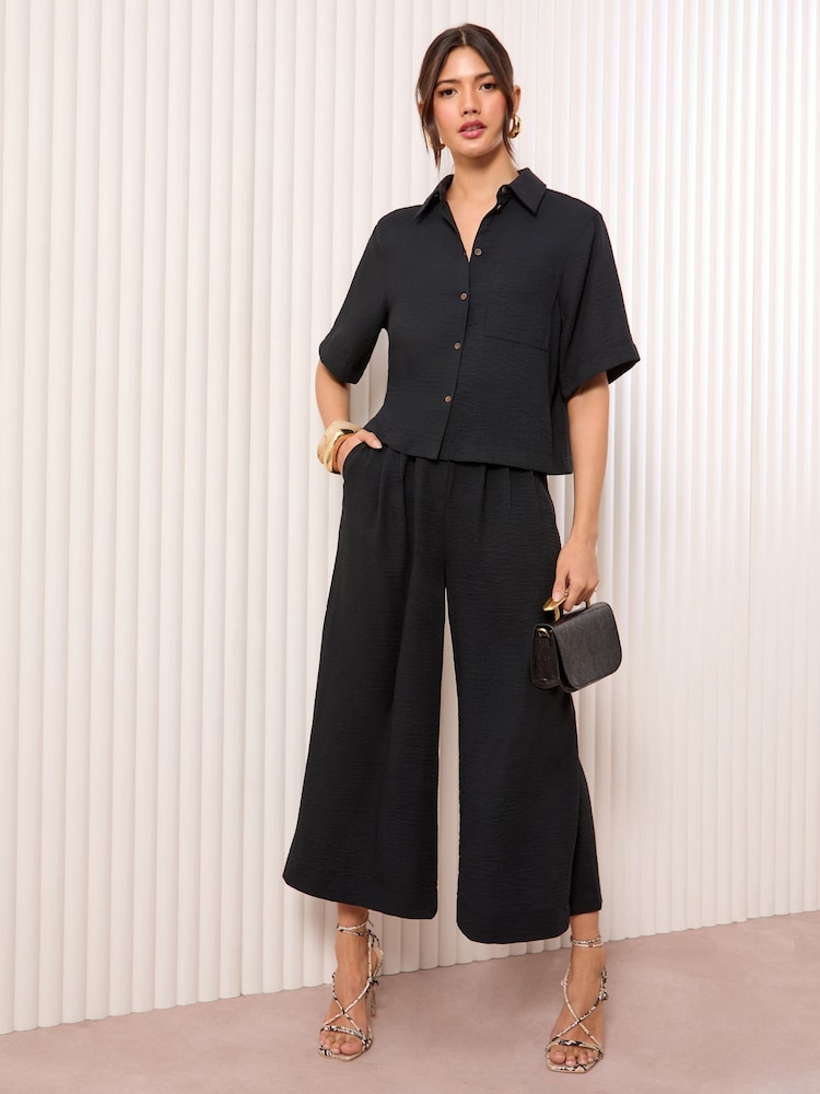 Friends Like These Black Linen Look Short Sleeve Shirt - Image 2 of 4 Friends Like These Black Linen Look Short Sleeve Shirt - Image 2 of 4