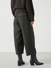 Hush Green Carys Tailored Cropped Trousers - Image 3 of 5