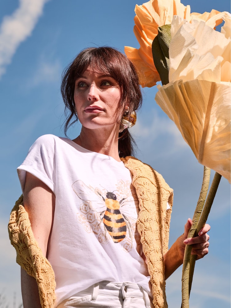 FatFace Beeble Graphic T-Shirt - Imagen 7 de 7