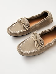 Alohas Beige Calla Loafers - Image 3 of 6