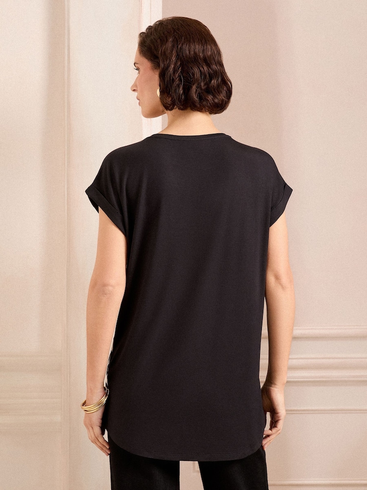 Love & Roses Black/White Print Satin Front Jersey Back Crew Neck Top - Image 4 of 4