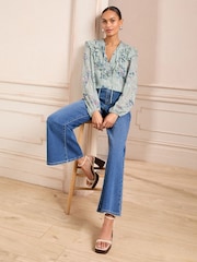 Salvia metalizado - Love & Roses Ruffle Tie Neck Long Sleeve Blouse - Imagen 3 de 5