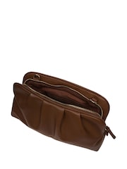 Pure Luxuries London Kimberly Leather Cross Body and Clutch Bag - Image 6 of 7