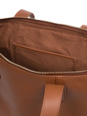 Cultured London Kensal Leather Brown Handbag - Image 5 of 7
