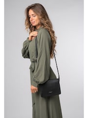 Pure Luxuries London Tammy Leather Cross Body Bag - Image 6 of 6