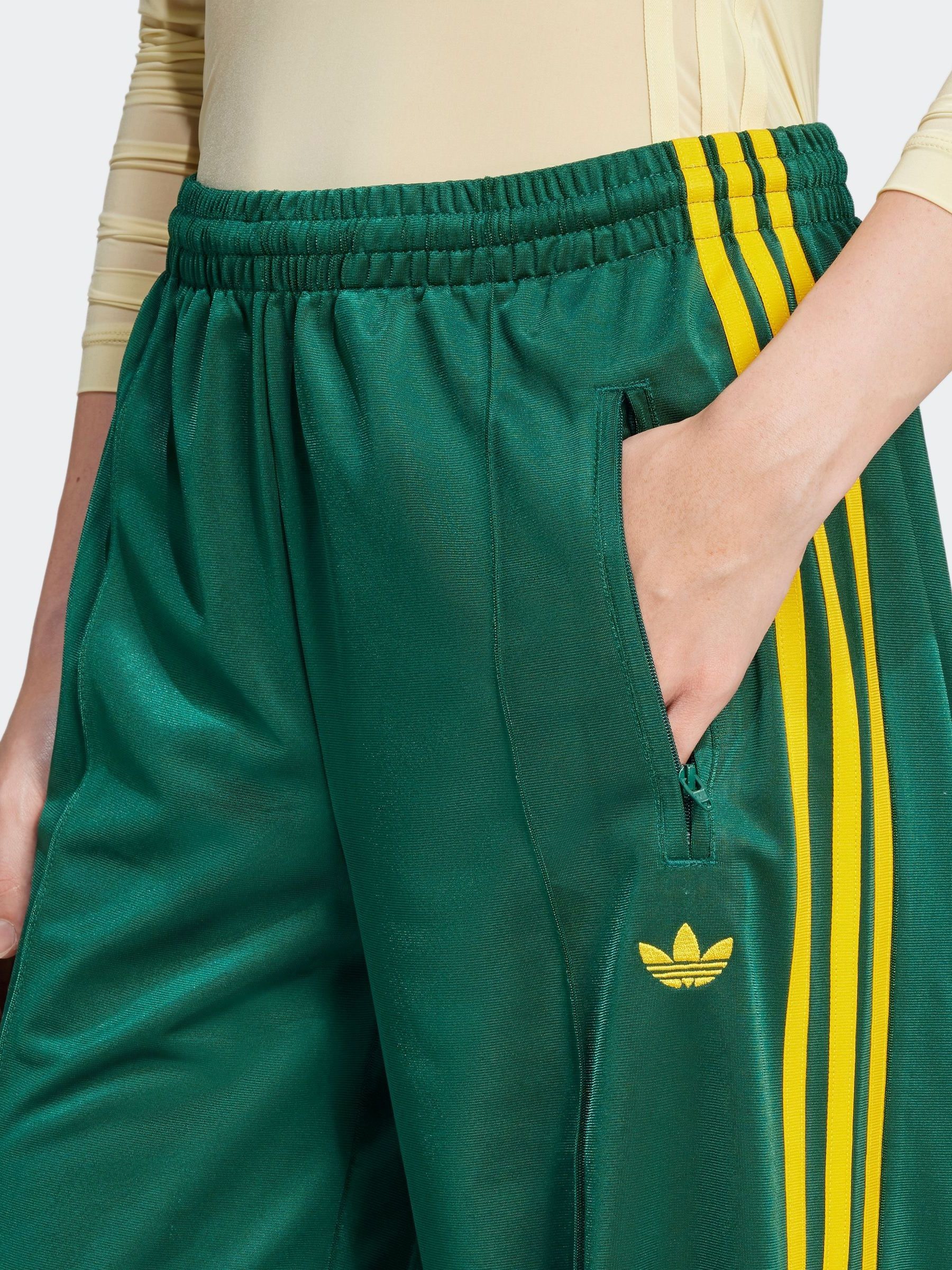 Comprar Verde - Calça Adidas Original Firebird Loose Track from