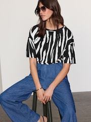 White/Black Zebra Print 100% Linen Premium Short Sleeve Crew Neck T-Shirt - Image 1 of 8