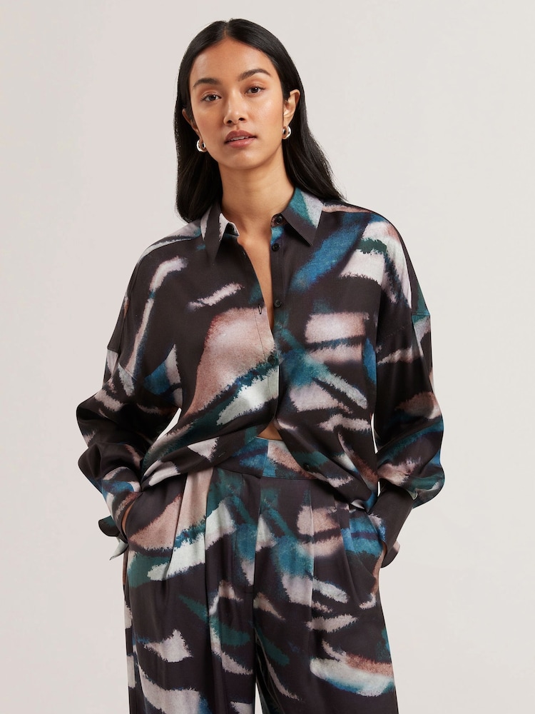 Ted Baker Tropiza Printed Oversized Boyfriend Shirt - Imagen 2 de 6