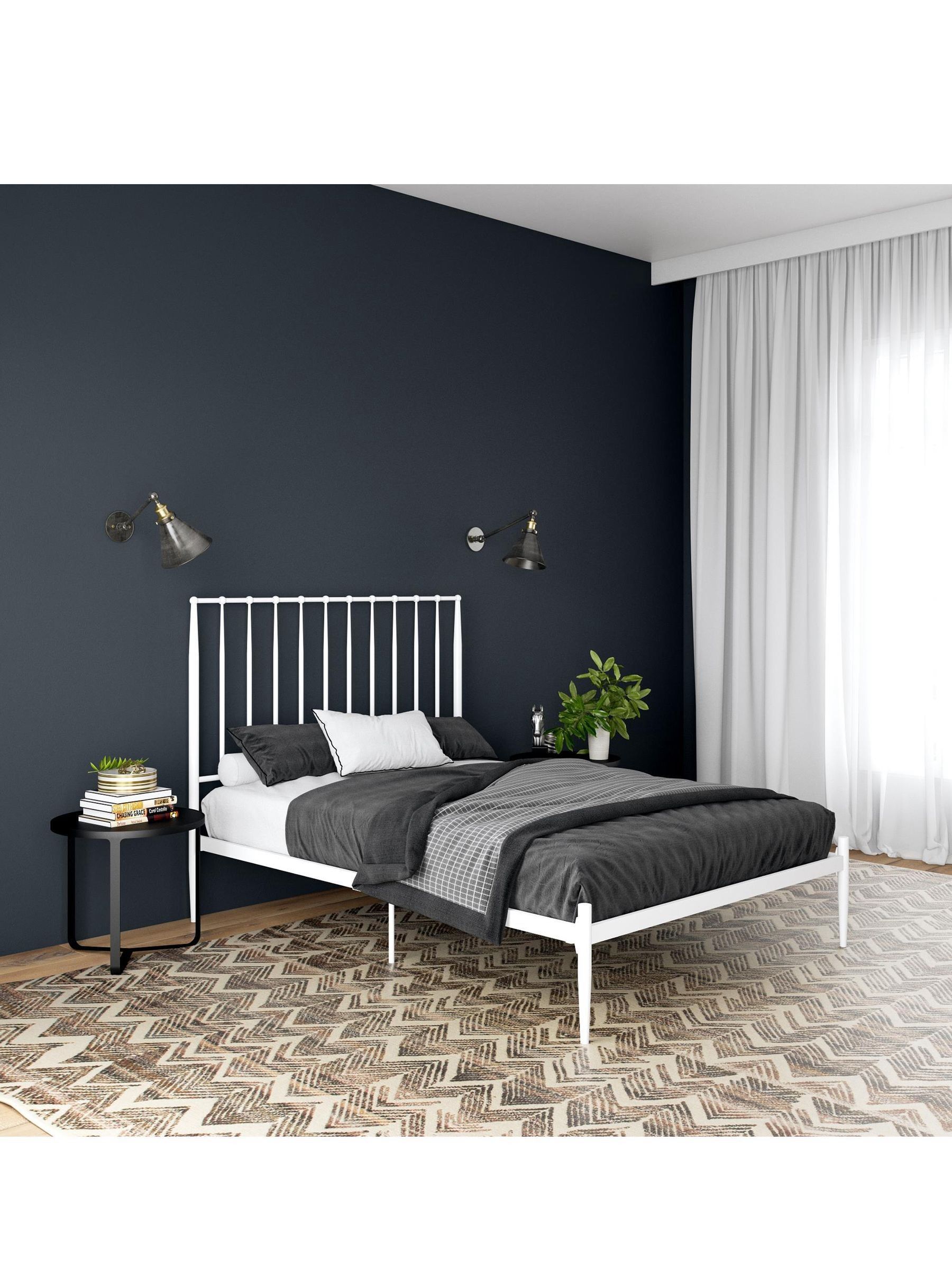 Dorel Giulia Modern Metal Bed Frame - White - King Size - Image 4