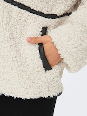 ONLY Cream Faux Leather Trim Teddy Jacket - Image 5 of 7