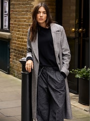 Baukjen Aye Tailored Black Coat - Image 1 of 4