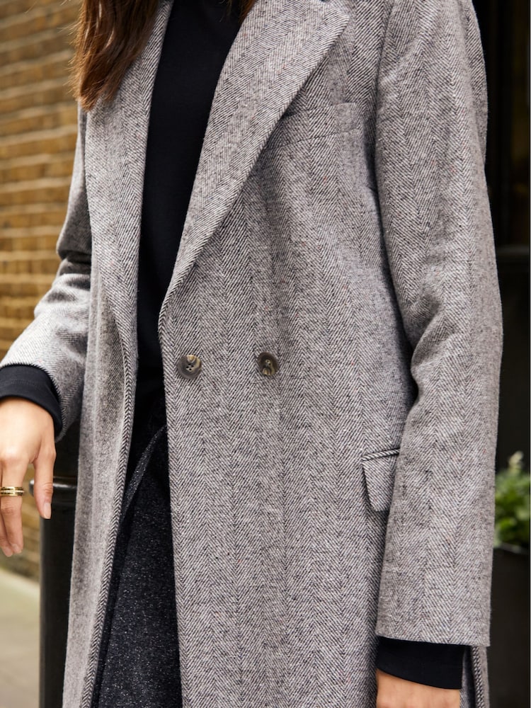 Baukjen Aye Tailored Black Coat - Image 2 of 4
