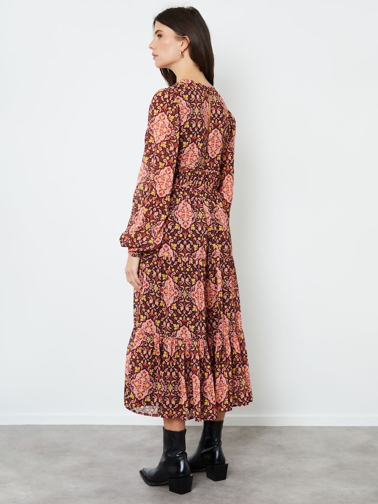 Another Sunday Pink Geo Print Seam Detail Balloon Sleeve Tiered Midi Dress - Image 2 of 4