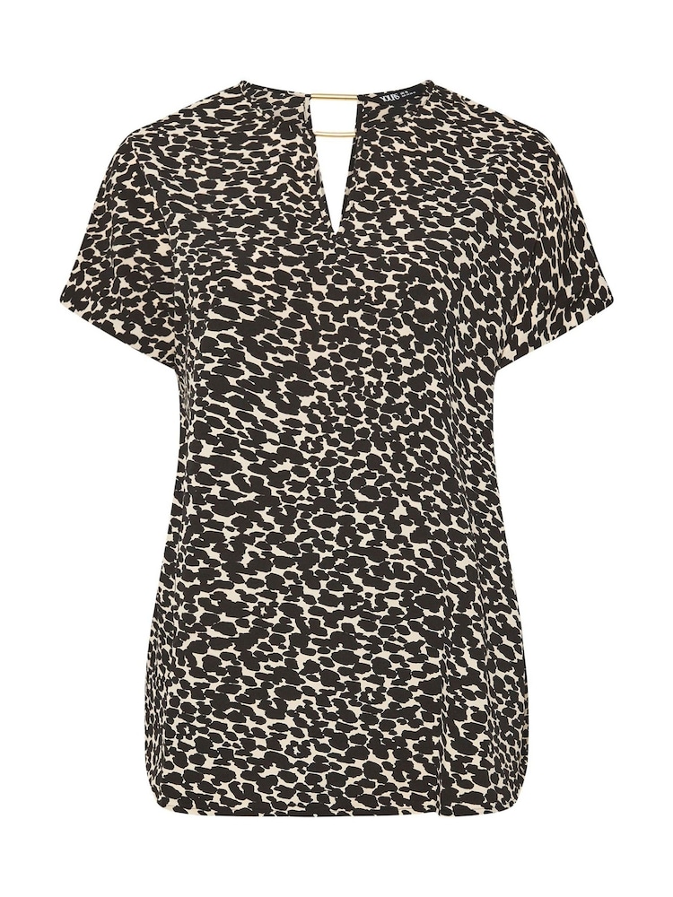 Yours Curve Top mit bedrucktem Ausschnitt - Bild 5 von 5