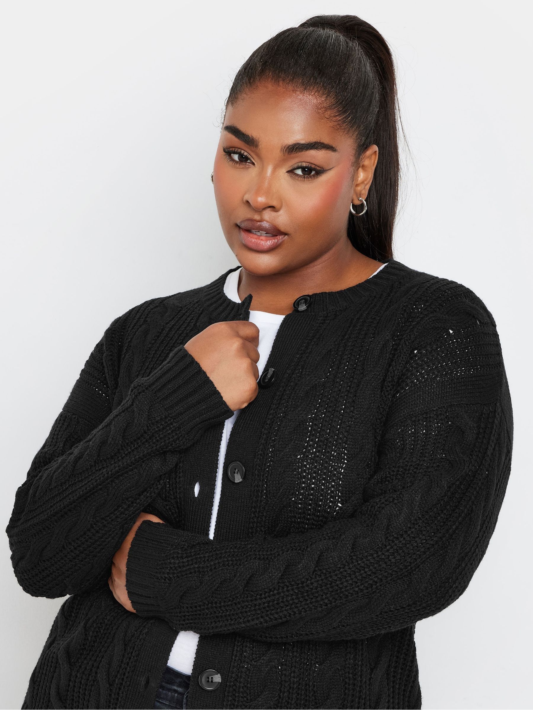 Buy Yours Curve Black Cropped Cable Knit Cardigan from Next Romania