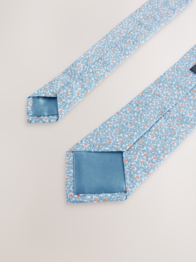 Hidcote Leaves 100% Cotton Printed Tie - Image 2 of 2