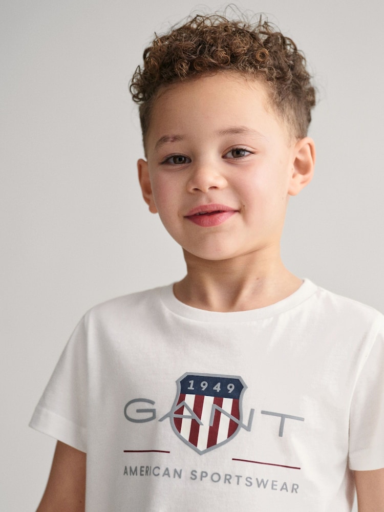 GANT White Archive Shield Short Sleeve T-Shirt - Image 3 of 3 GANT White Archive Shield Short Sleeve T-Shirt - Image 3 of 3
