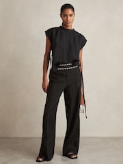 Schwarz - Reiss Fawn Linen Wide-Leg Whipstitch Trousers - Image 1 of 6