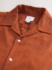 Rust Brown - Camisas de manga curta bordadas com sol - Imagem 7 de 8