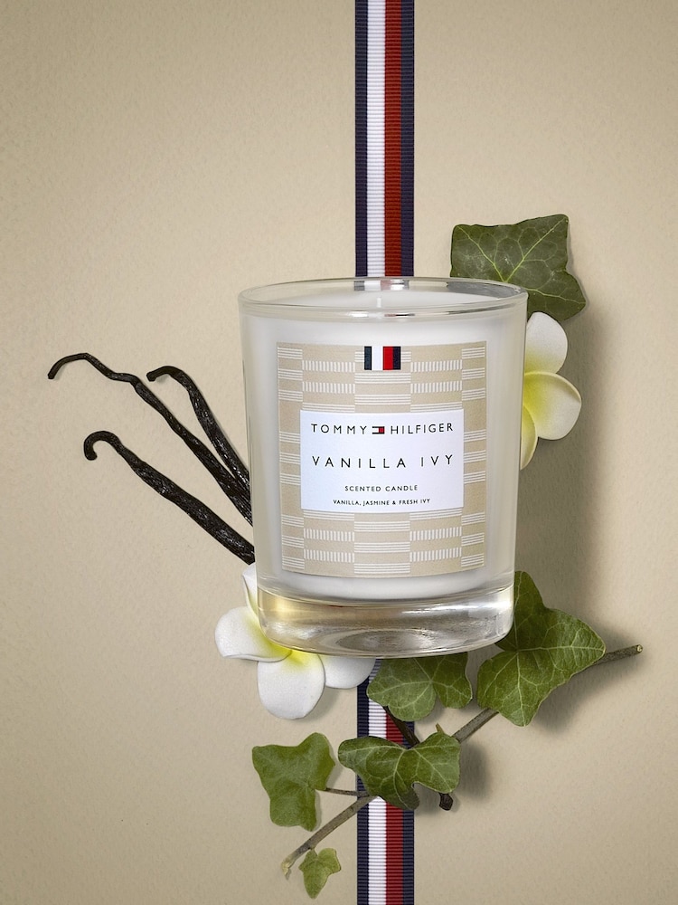 Tommy Hilfiger Home Collection Vanilla Candle 180g - Image 1 of 2