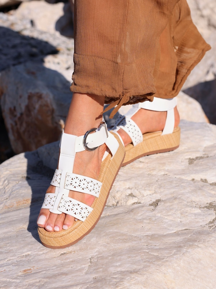 Blanco - Linzi Sunkissed Laser Cut Flatform Gladiator Sandals - Imagen 1 de 6 Blanco - Linzi Sunkissed Laser Cut Flatform Gladiator Sandals - Imagen 1 de 6