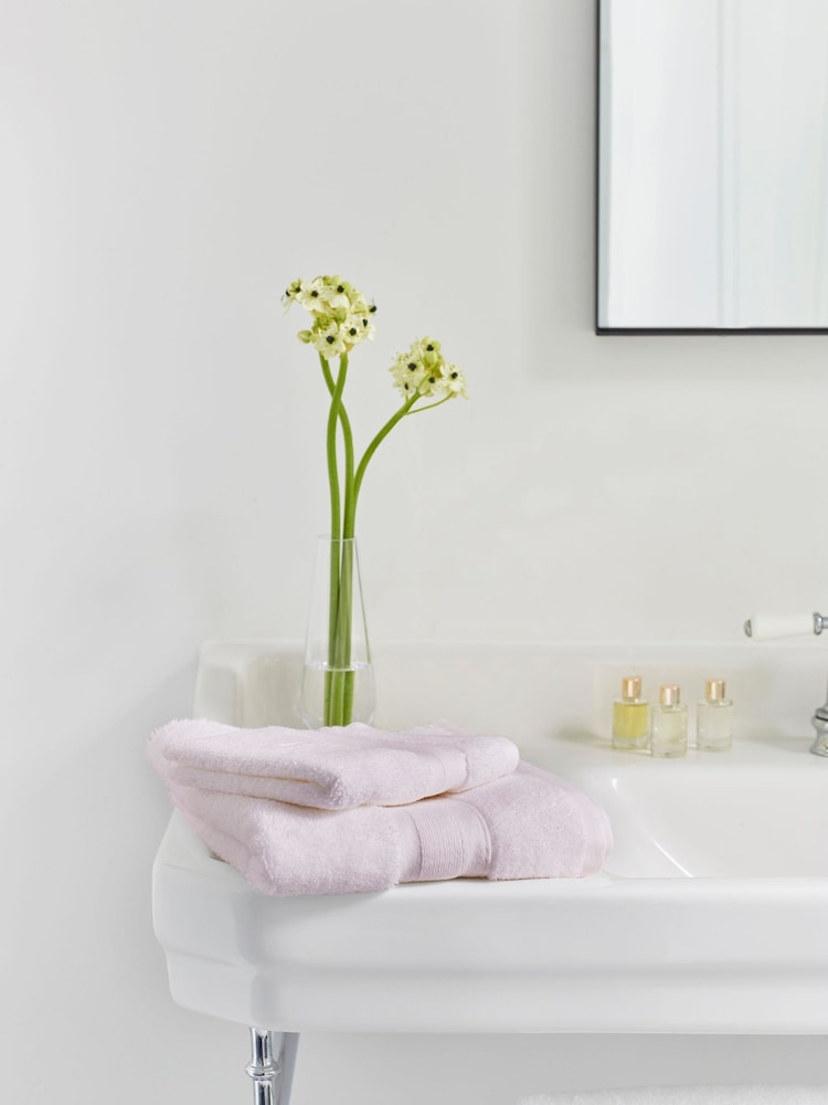 Jasper Conran London Pink Zero Twist Lightweight Soft Fast Drying 100% Cotton Towel - Image 2 of 5