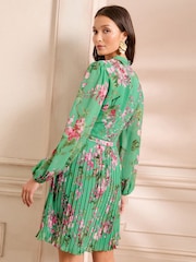 Love & Roses Green Floral Print Pleated Long Sleeve Mini Dress - Image 4 of 5